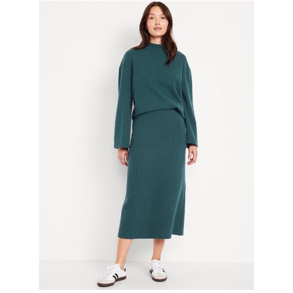 Women's Cozy Knit Elastic Waist Pull-On Style Seam On Back Green Midi Skirt XL